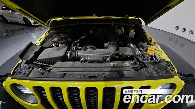Jeep Gladiator 2023 — ფოტო 4/31