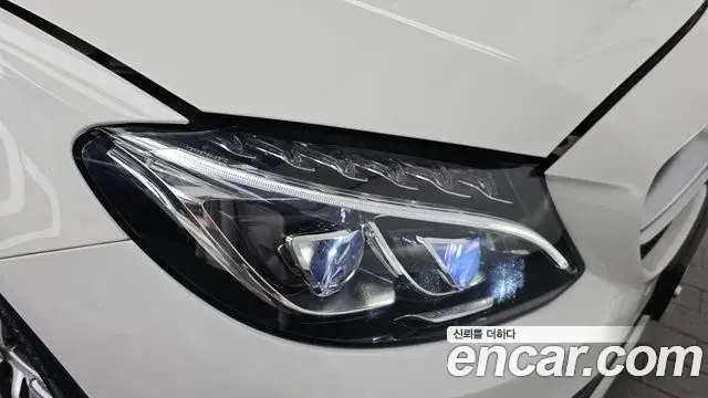 Mercedes-Benz C-Class 2018 — ფოტო 9/30