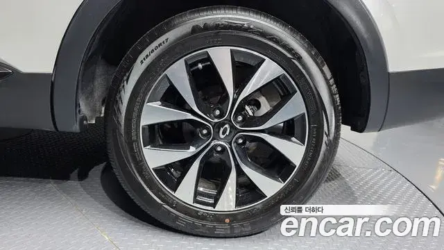 Renault Samsung XM3 2023 — ფოტო 18/31