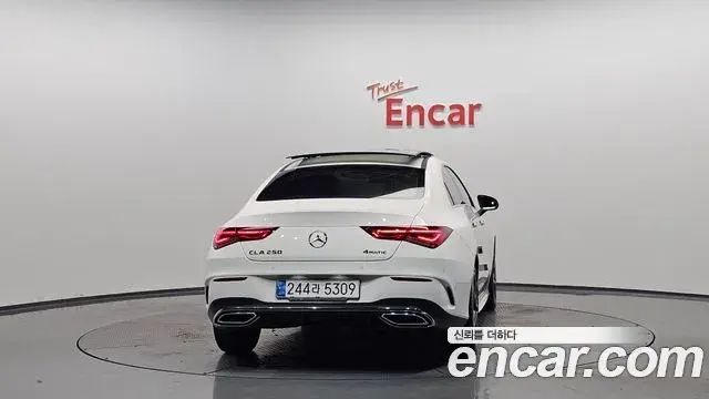 Mercedes-Benz CLA-Class 2020 — Фото 4/20