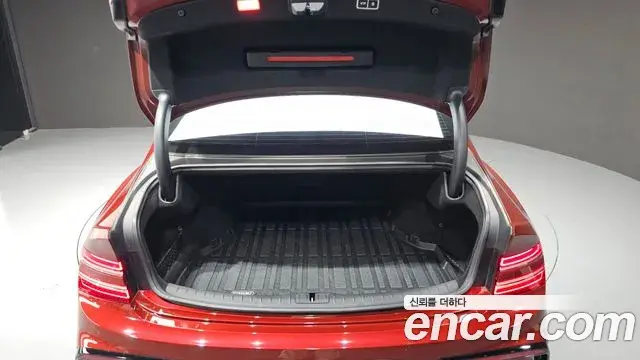 Genesis G80 2025 — ფოტო 24/33