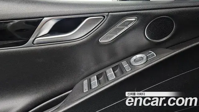 Genesis G80 2021 — Şəkil 25/33