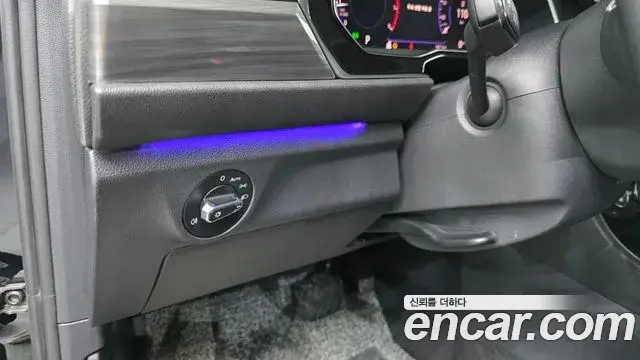 Volkswagen Jetta 2023 — Photo 10/34