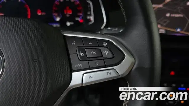 Volkswagen Jetta 2023 — Photo 17/34