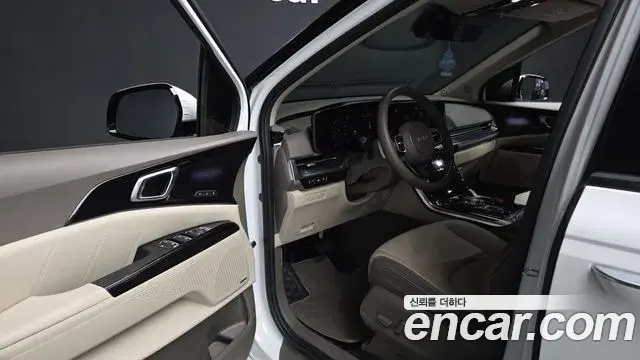 Kia Carnival 2022 — Photo 35/35