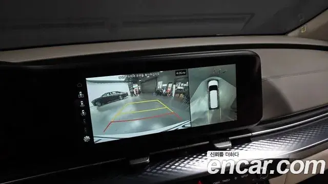 Kia Carnival 2022 — Photo 27/35