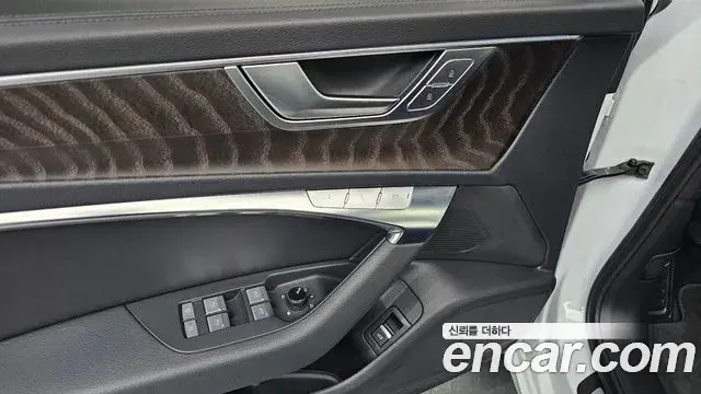 Audi A6 2023 — Photo 22/32