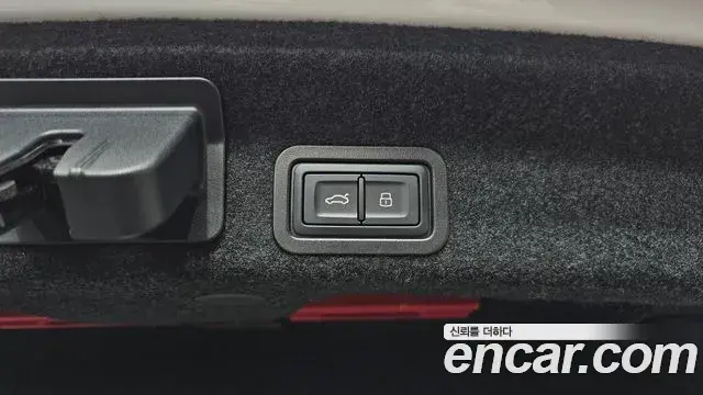Audi A6 2023 — Photo 11/32