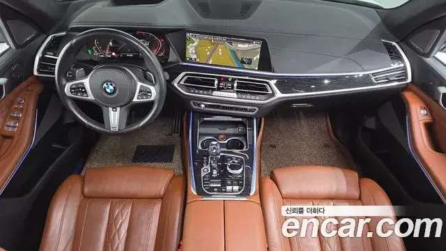 BMW X7 2020 — Şəkil 27/32