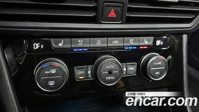 Volkswagen Jetta 2024 — Photo 25/33