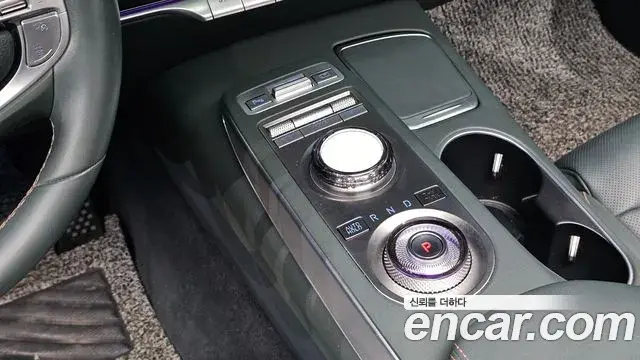 Genesis GV70 2021 — Şəkil 7/31