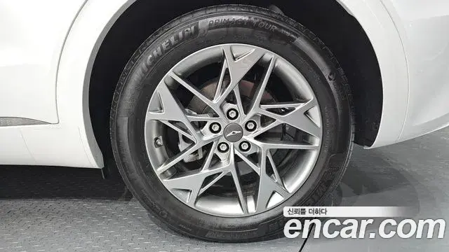 Genesis GV70 2021 — Şəkil 18/31
