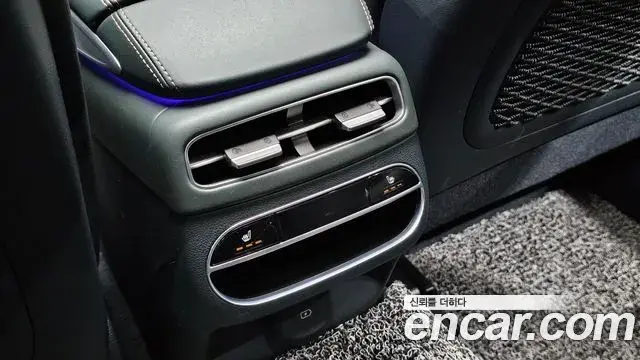 Genesis GV70 2021 — Şəkil 4/31