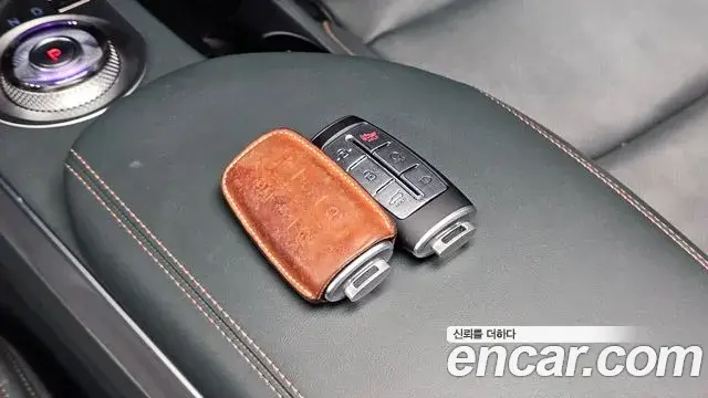 Genesis GV70 2021 — Şəkil 23/31