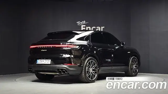 Porsche Cayenne 2025 — Фото 2/20