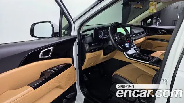 Kia Carnival 2022 — Фото 9/20