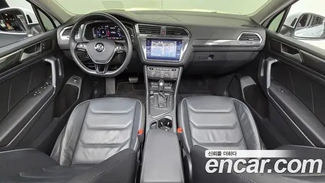 Volkswagen Tiguan Allspace 2020 — Фото 7/20