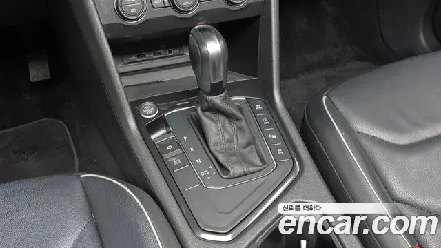 Volkswagen Tiguan Allspace 2020 — Фото 9/20