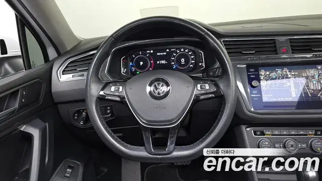Volkswagen Tiguan Allspace 2020 — Фото 13/20