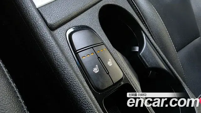 Kia Niro 2019 — Şəkil 17/20