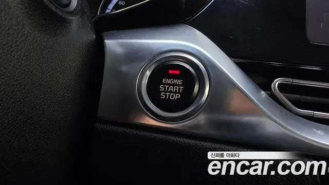 Kia Niro 2019 — Şəkil 19/20