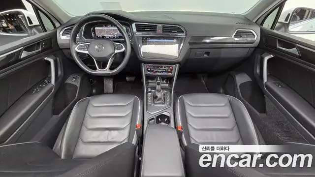 Volkswagen Tiguan 2022 — Photo 5/20