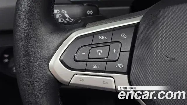 Volkswagen Tiguan 2022 — Photo 12/20
