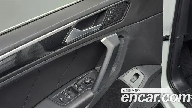 Volkswagen Tiguan 2022 — Photo 20/20