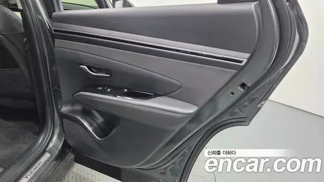 Hyundai Tucson Hybrid 2021 — Photo 19/35