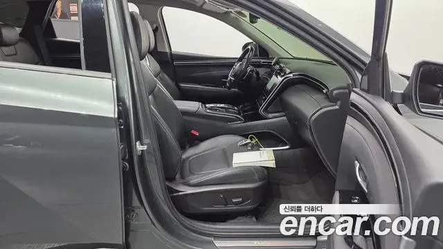 Hyundai Tucson Hybrid 2021 — Photo 13/35