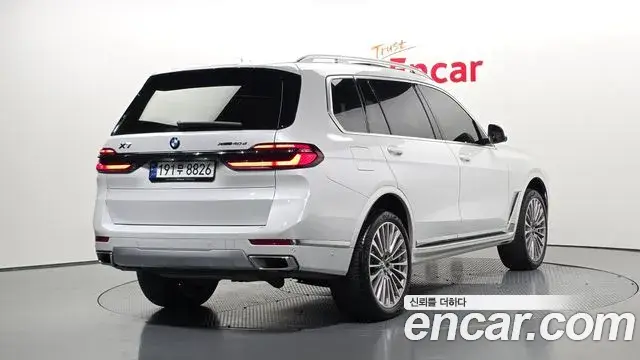 BMW X7 2023 — Şəkil 19/20