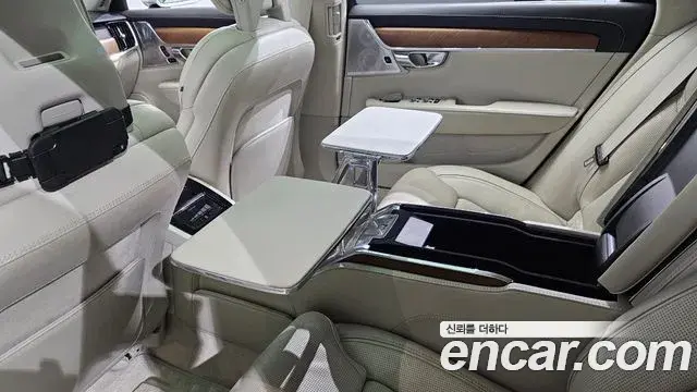 Volvo S90 2020 — Photo 8/20