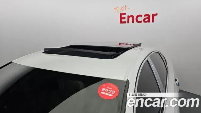 Volvo S90 2020 — Photo 18/20