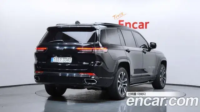 Jeep Grand Cherokee 2021 — ფოტო 10/20