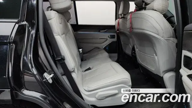 Jeep Grand Cherokee 2021 — ფოტო 3/20