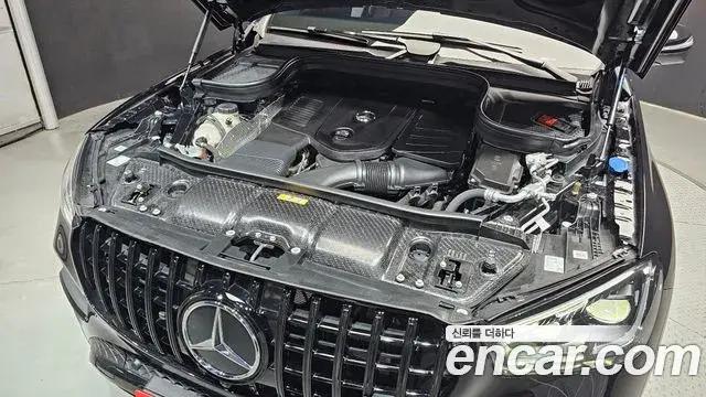 Mercedes-Benz GLE-Class 2025 — Photo 20/32