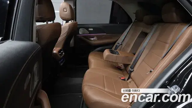Mercedes-Benz GLE-Class 2025 — Photo 5/32