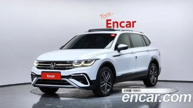Volkswagen Tiguan Allspace 2022 — ფოტო 18/35