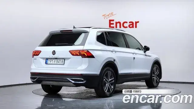 Volkswagen Tiguan Allspace 2022 — ფოტო 15/35