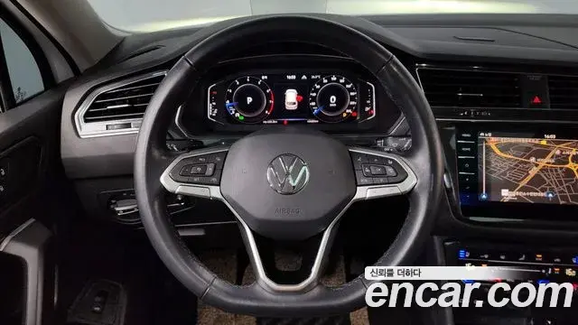 Volkswagen Tiguan Allspace 2022 — ფოტო 27/35