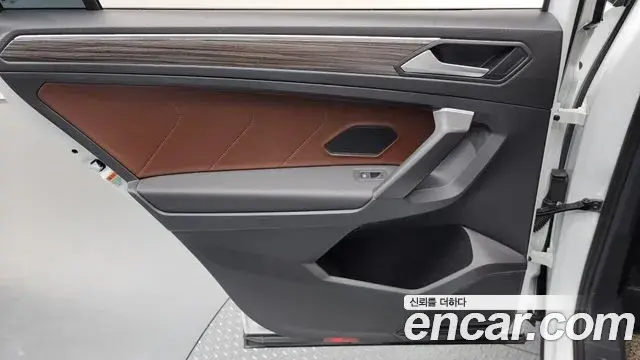 Volkswagen Tiguan Allspace 2022 — ფოტო 29/35