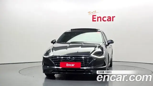 Hyundai Sonata 2019 — Фото 3/20