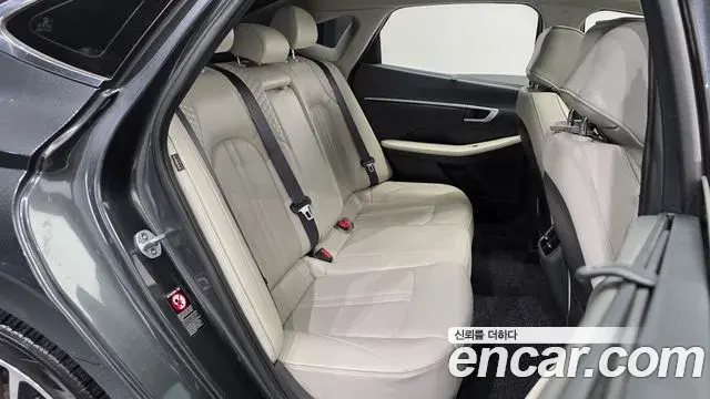 Hyundai Sonata 2019 — Фото 12/20