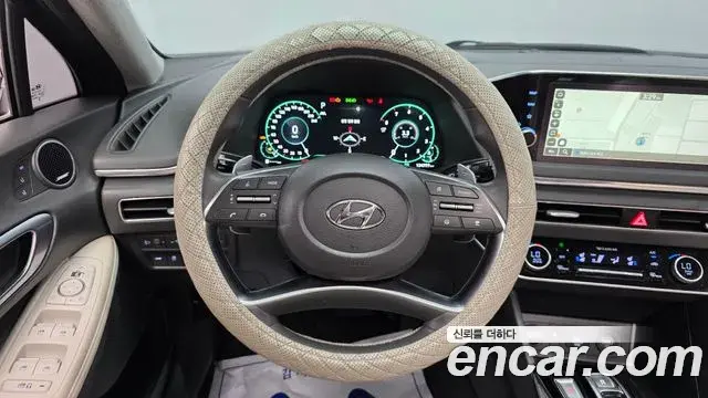 Hyundai Sonata 2019 — Фото 13/20