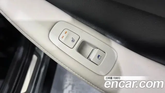 Hyundai Sonata Hybrid 2019 — ფოტო 28/35