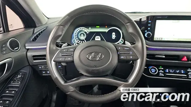 Hyundai Sonata 2023 — Фото 13/20
