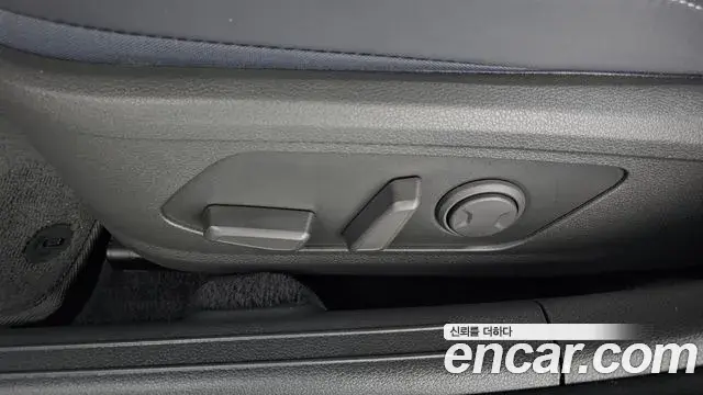 Hyundai Sonata Hybrid 2023 — ფოტო 2/38