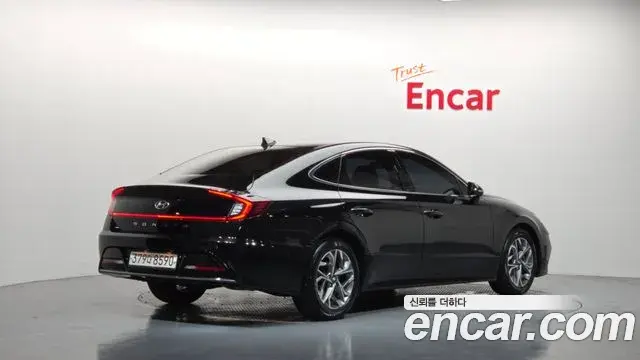 Hyundai Sonata 2022 — Фото 2/20