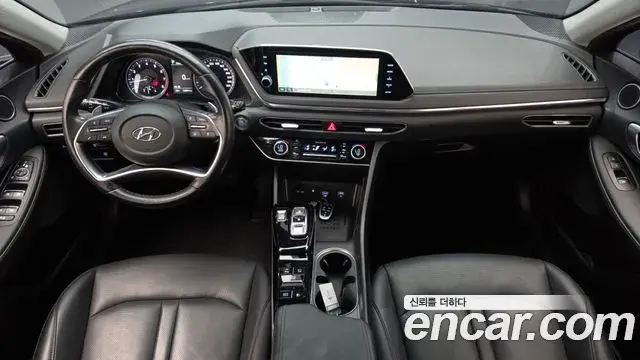 Hyundai Sonata 2022 — Фото 7/20