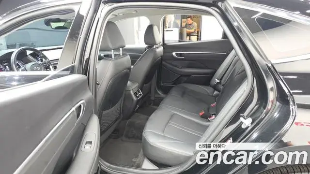 Hyundai Sonata 2022 — Фото 11/20